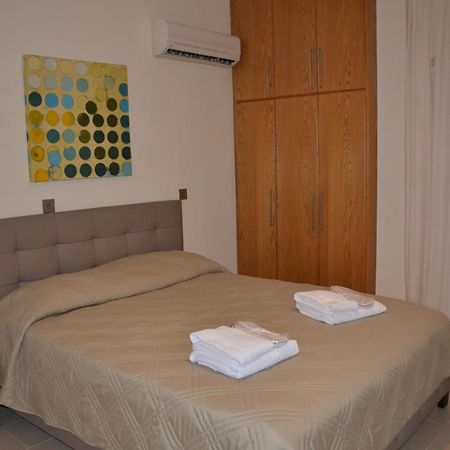 Paphos 2 Bedroom Apartment, Zygos Centre Block D - By Imh Travel & Tours מראה חיצוני תמונה