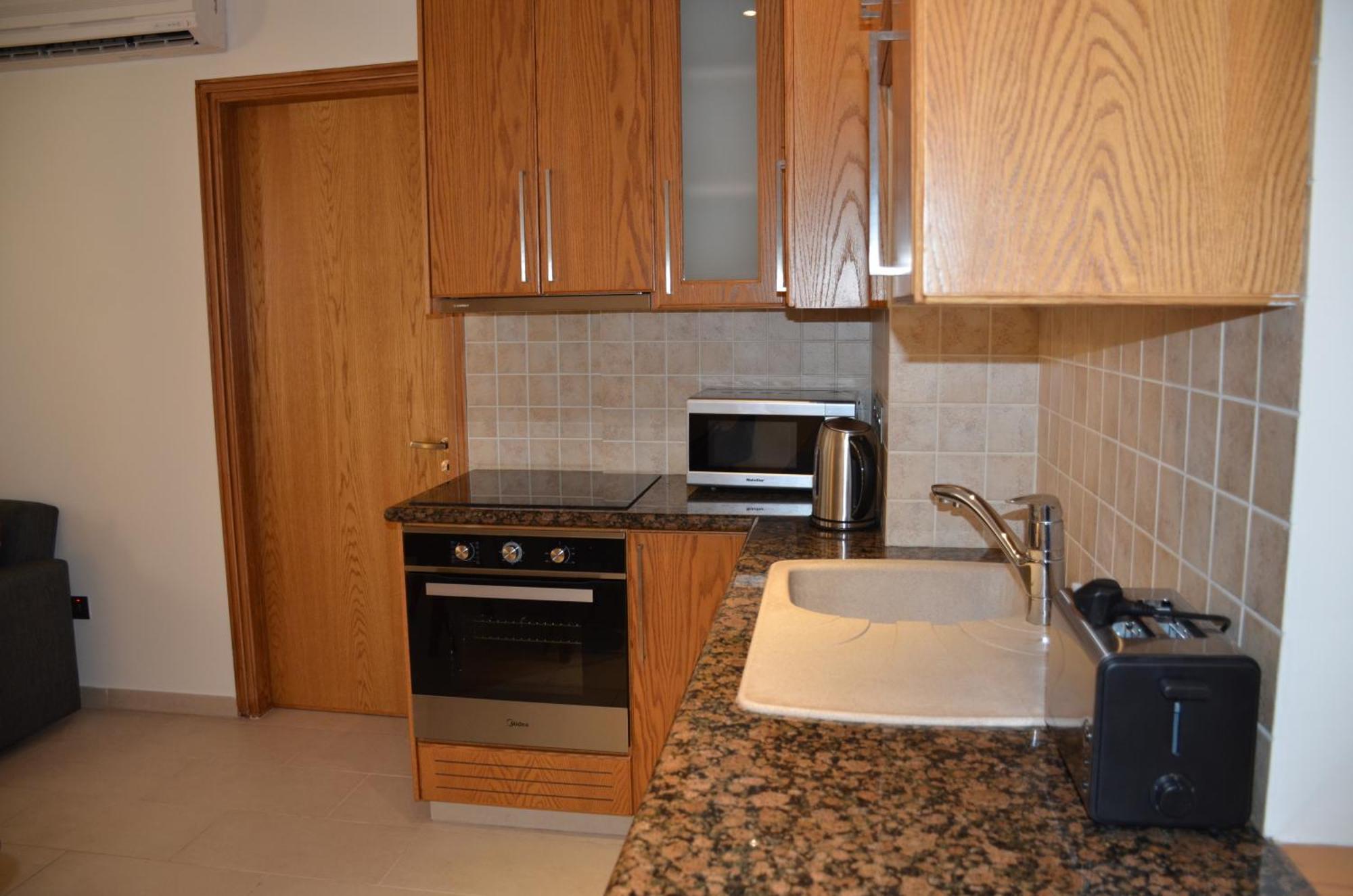 Paphos 2 Bedroom Apartment, Zygos Centre Block D - By Imh Travel & Tours מראה חיצוני תמונה